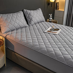 SOGA Grey 138cm Wide Cross-Hatch Mattress Cover Thick Quilted Stretchable Bed Spread Sheet Protector with Pillow Covers