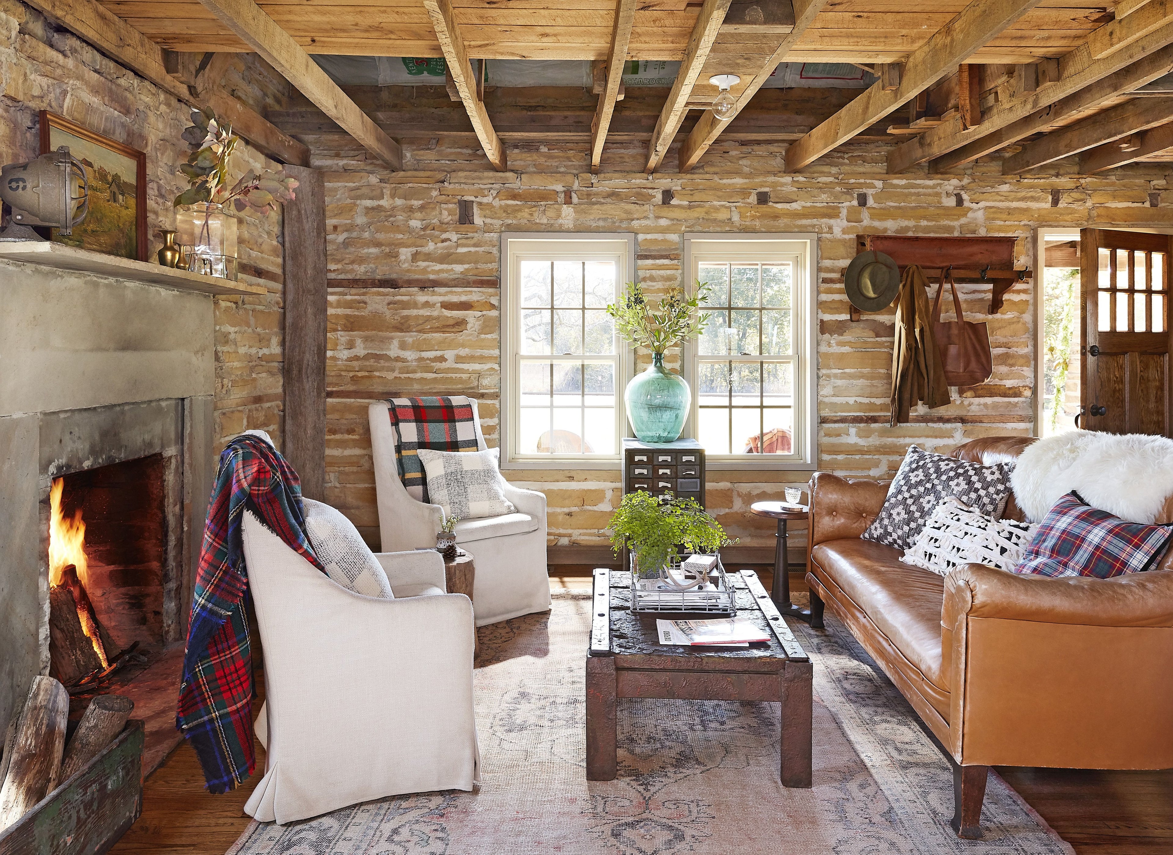 Rustic Charm: Bringing the Countryside Into Your Urban Home