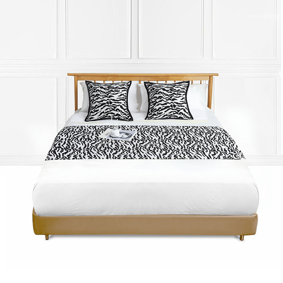 SOGA 1.5m Bed Light Luxury Mottled Bed Banner Vintage Scarf Runner Bedding Tail Pad Flag For Home Hotel Set of 3 $ 199.90