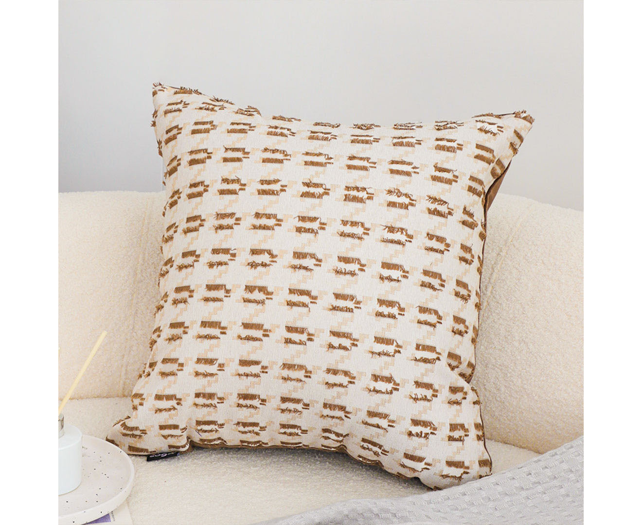 SOGA 50cm Square Modern Decorative Embroidered Geometric Throw Pillow