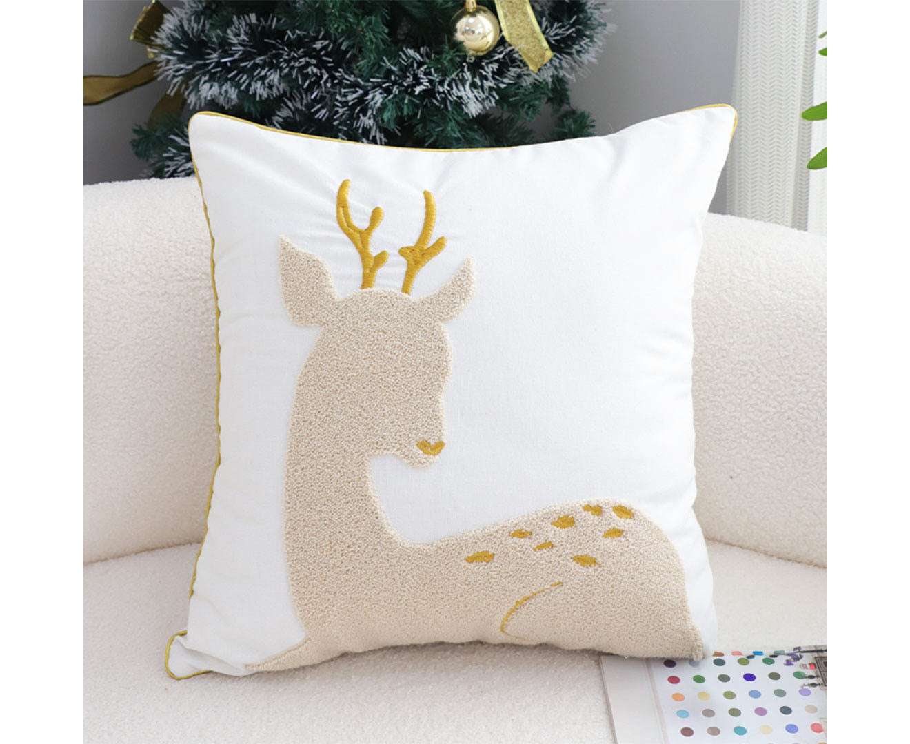 SOGA 45cm Whimsical Beige Reindeer Applique Gold Accent Throw Pillow