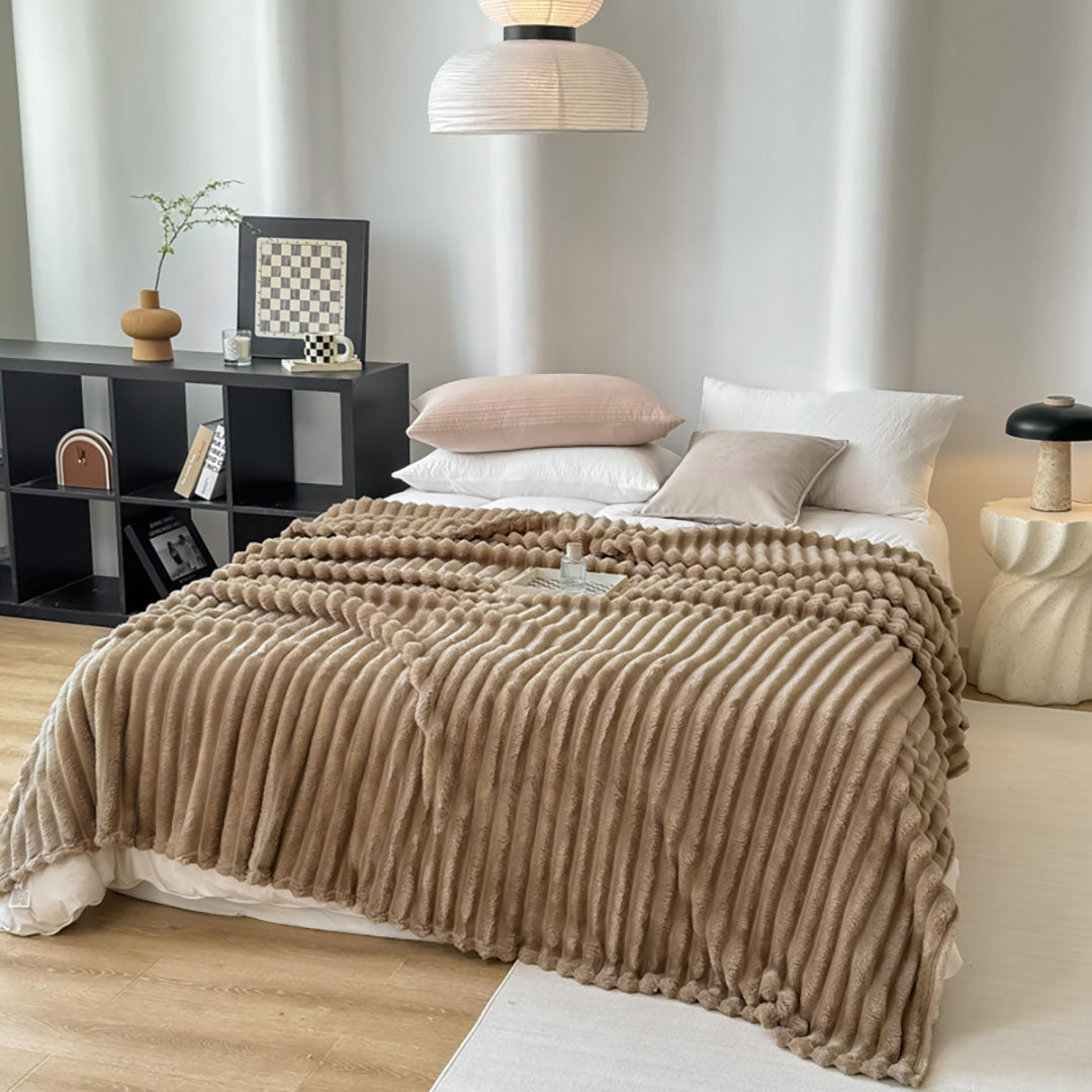 SOGA 150x200cm Warm & Cozy Flannel Polyester Throw Blanket Light Brown