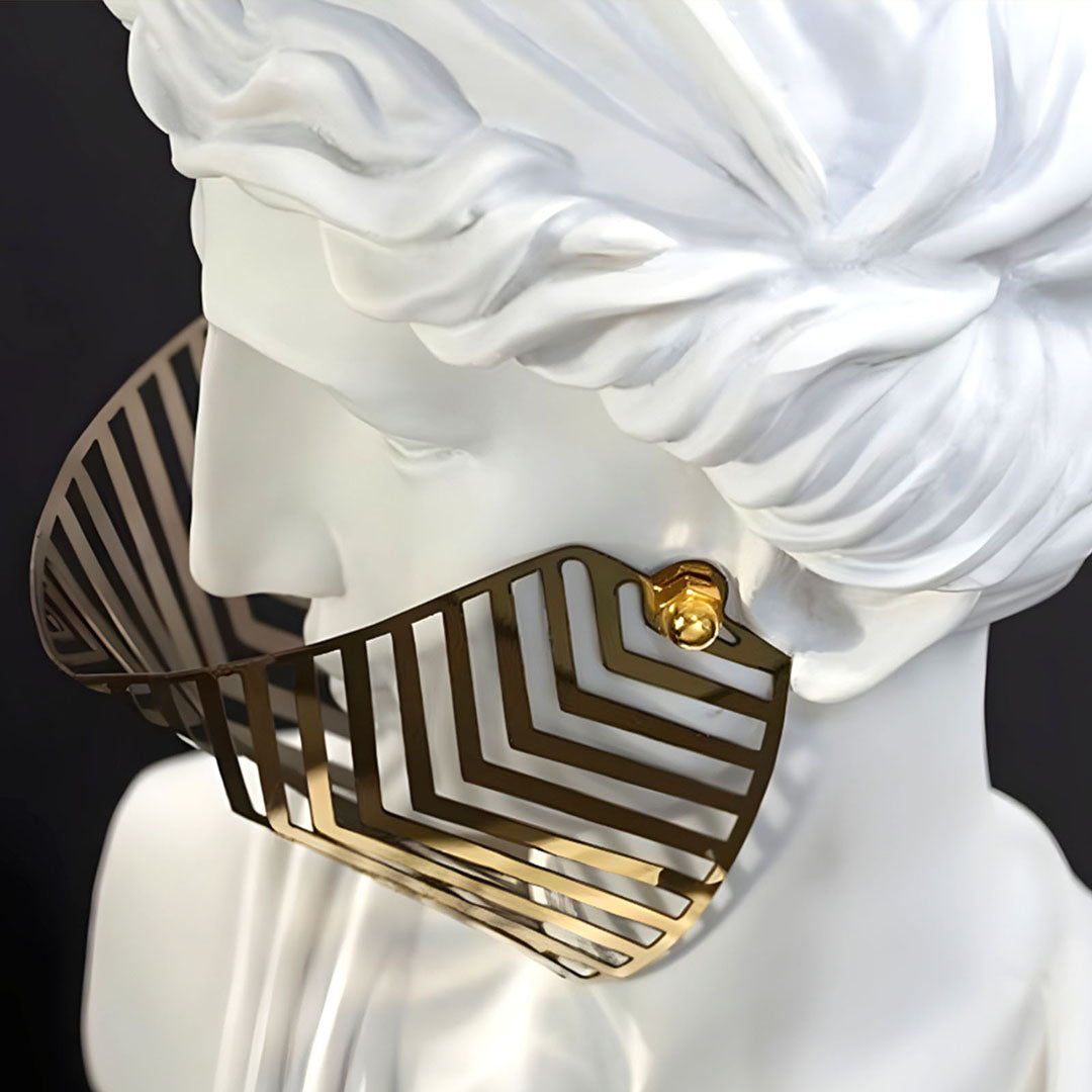 SOGA 40cm White Resin Bust – Gold Striped Mask Sculpture