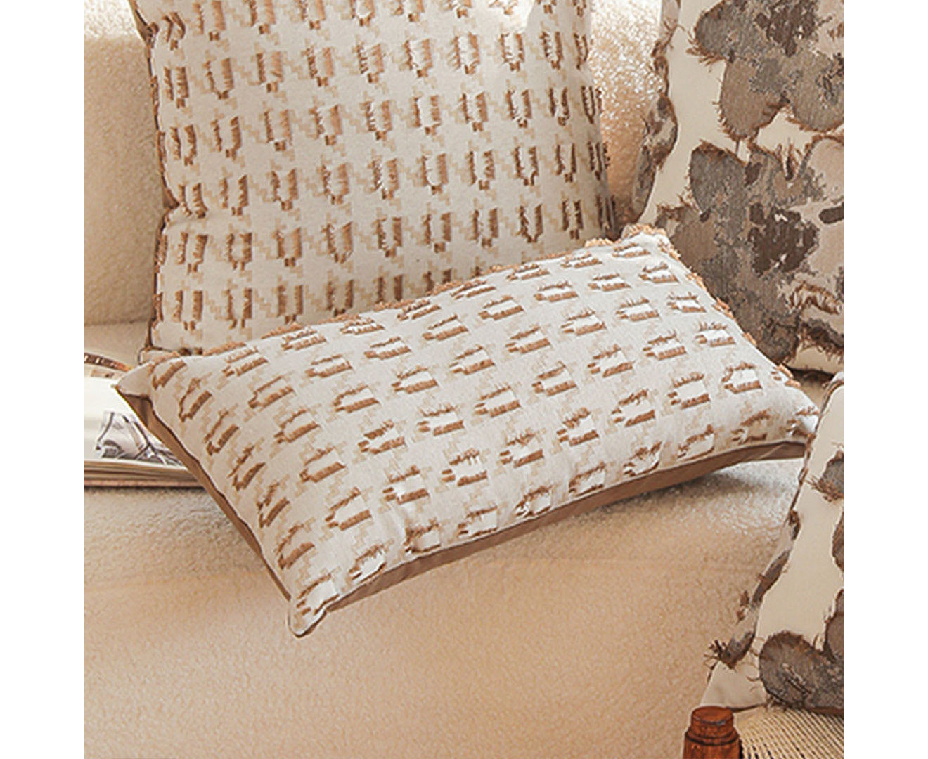 SOGA 35cm Rectangular Modern Decorative Embroidered Geometric Throw Pillow