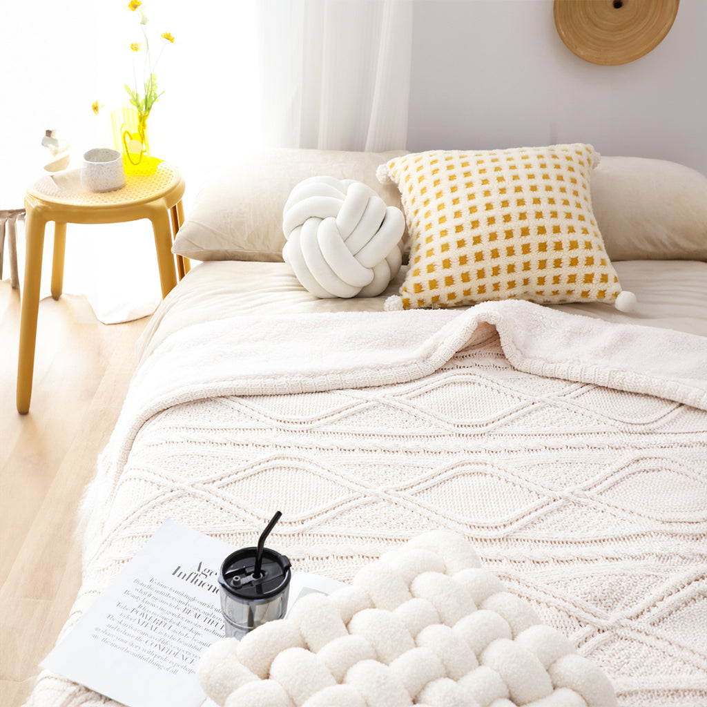 SOGA 2X 200x230cm Throw Blanket White Chenille Fleece Knitted Fabric on One Side Soft Suede