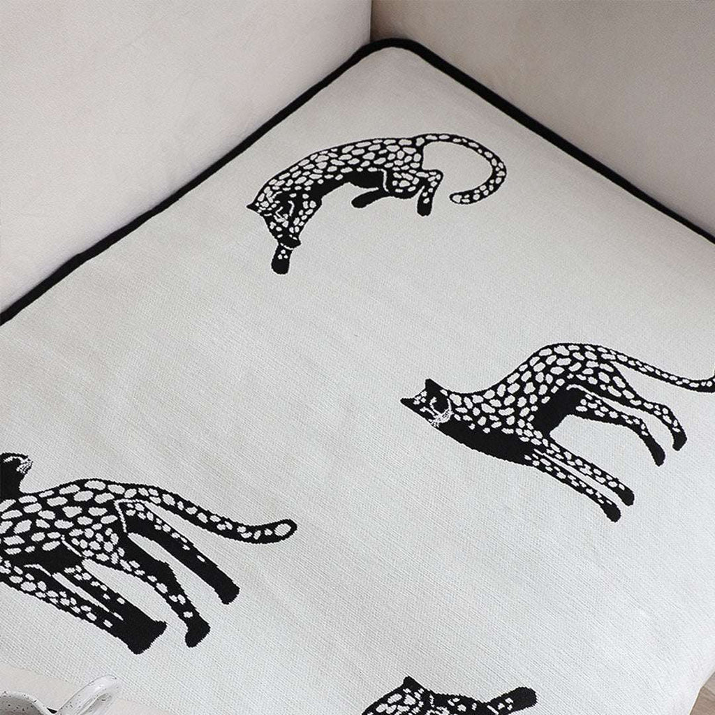 SOGA One-Seater White Leopard Print 90x90cm Throw Blanket Sofa Cover $ 79