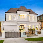 Vintage Lantern 70cm Aluminum & Glass Wall Light Classic Lantern Design Elegant Outdoor Antique Inspired Wall Lamp