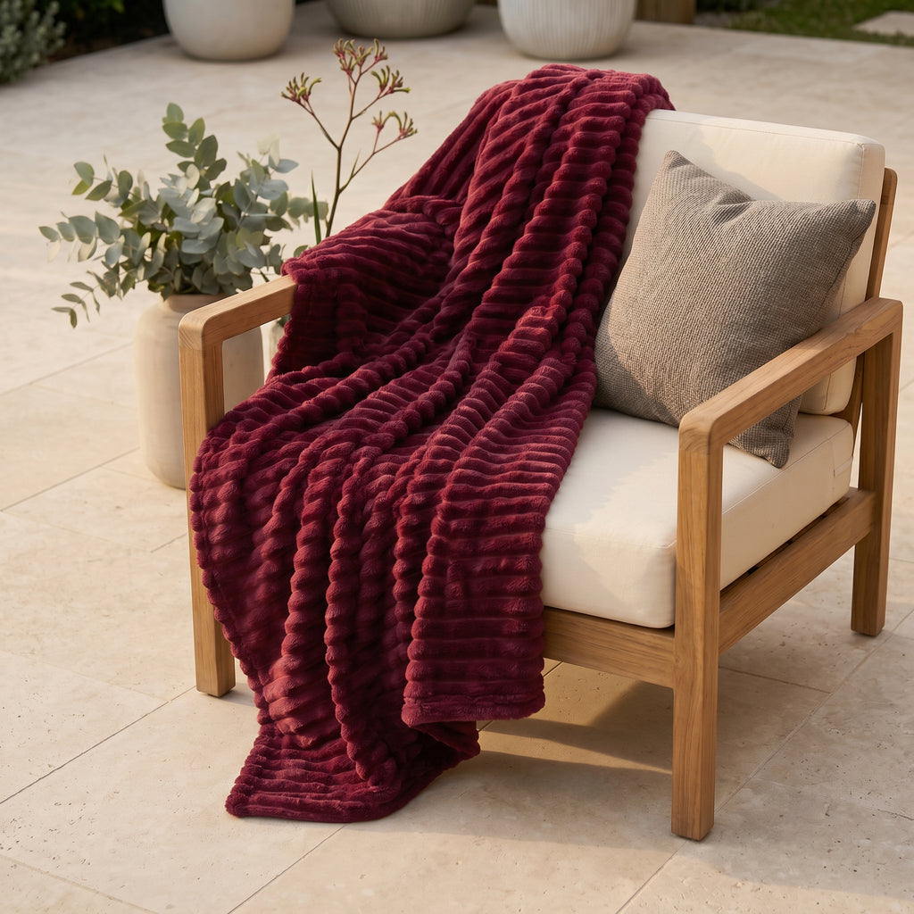 SOGA 230x200cm Burgundy Flannel Polyester Throw Blanket